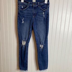 Junior Women's size 5  Distressed Jeans Sneak Peek
